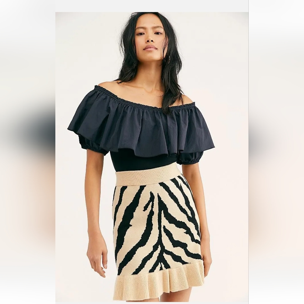 Jens Pirate Booty by Free People •Siberian Trumpet Animal Print Mini Skirt•Med